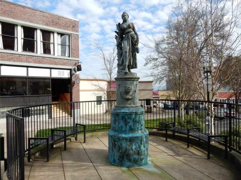 Sarah Bernhardt Statue, Tacoma, WA